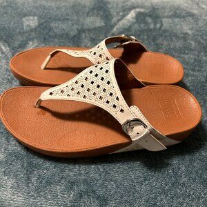 Fliptop White Leather Sandals Size 7